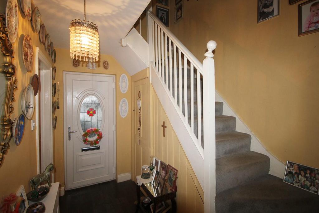 Hallway.JPG