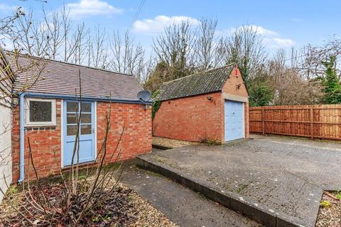 3 bedroom semi-detached house for sale, Cleeve Road, Middle Littleton, Evesham