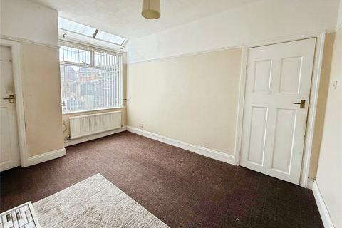 3 bedroom semi-detached house for sale, Singleton Avenue, Crewe, Cheshire, CW1