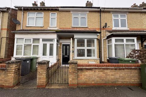 3 bedroom terraced house for sale, Belsize Avenue, PETERBOROUGH PE2