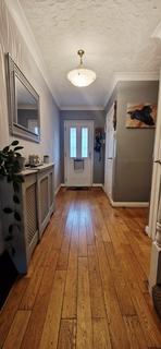 4 bedroom end of terrace house for sale, Porchfield Close, Gravesend DA12