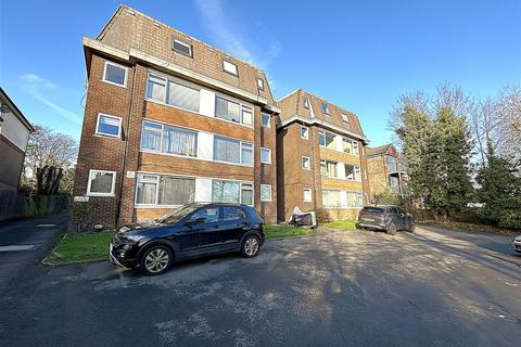 1 bedroom flat for sale, Westmoreland Road, Bromley