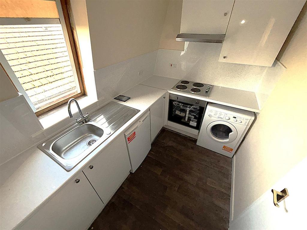 Fitted kitchen