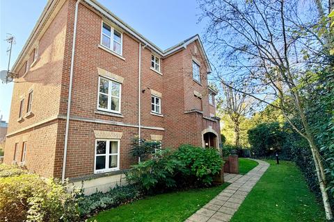 2 bedroom apartment for sale, Hillcroft Close, Lymington, Hampshire, SO41