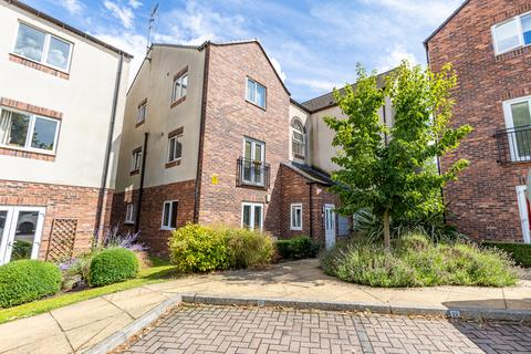 2 bedroom flat to rent, Potternewton Mount, Leeds LS7