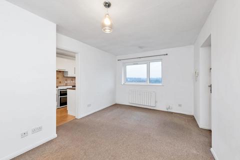 1 bedroom flat to rent, Trapstyle Road, Ware SG12