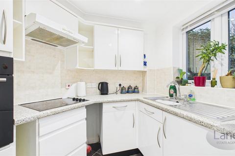 1 bedroom retirement property for sale, High Street, Cheshunt, Waltham Cross