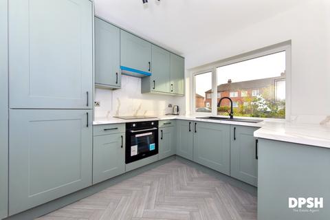 2 bedroom bungalow for sale, Brandy Carr Road, Kirkhamgate, Wakefield