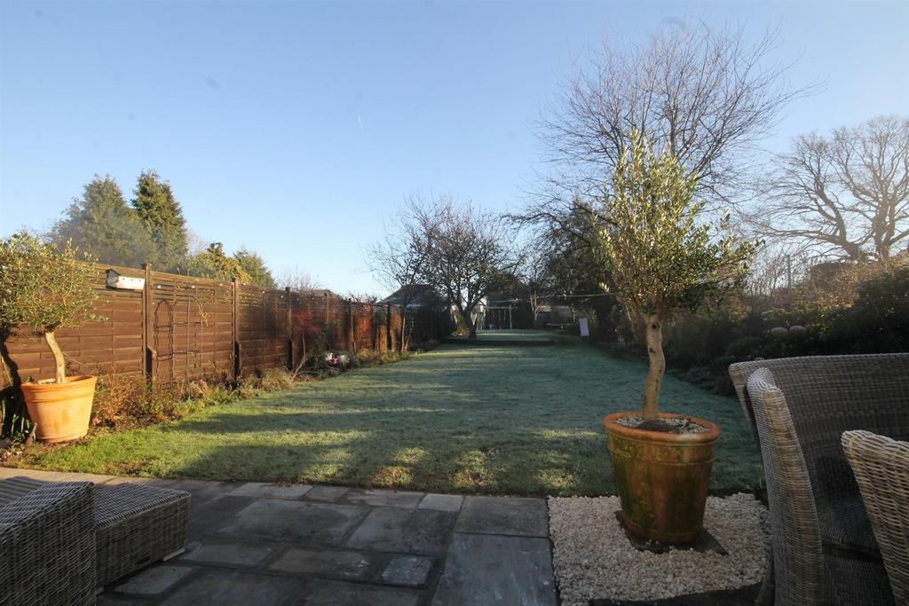 ..garden3.JPG