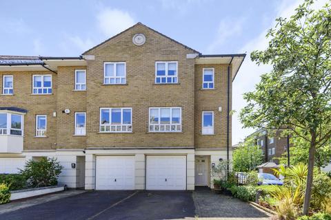 undefined, Samuel Gray Gardens, Kingston Upon Thames KT2