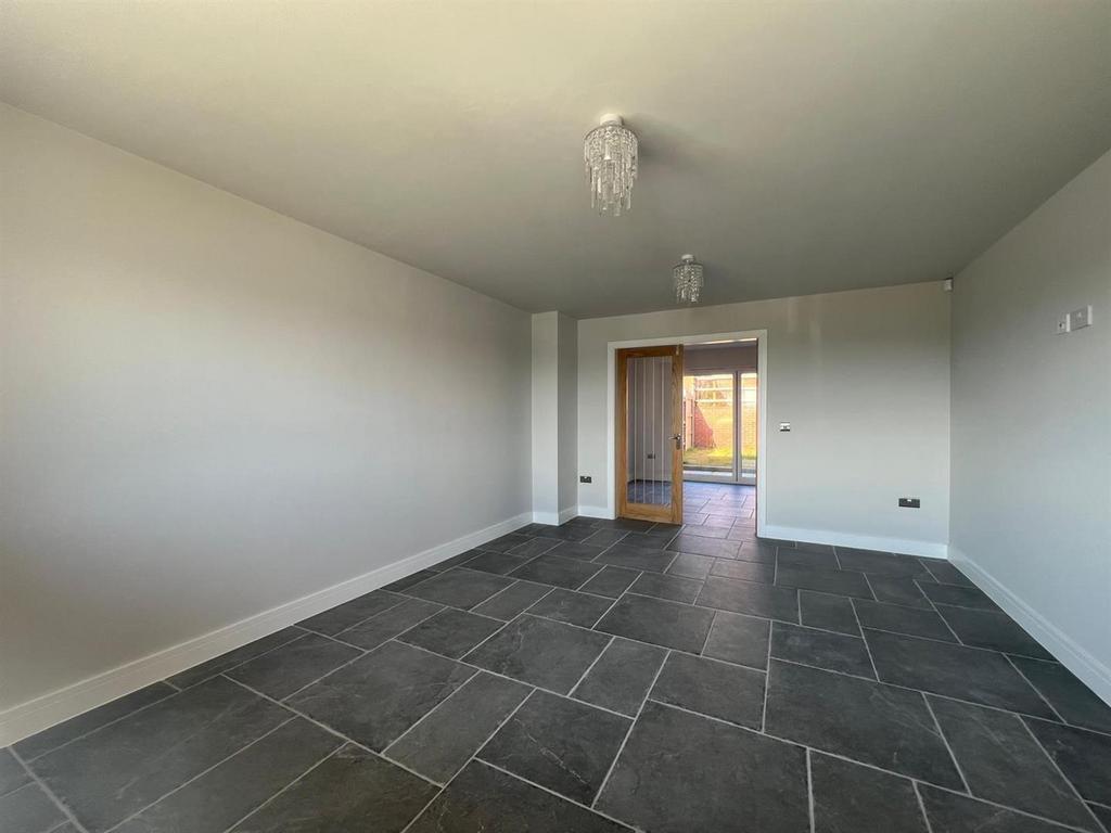 Photo 6.jpg