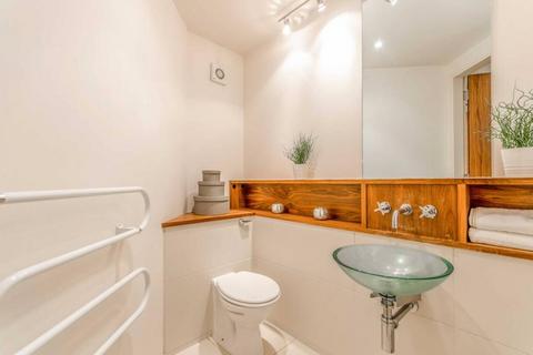 undefined, Dingley Road, Old Street, London EC1V