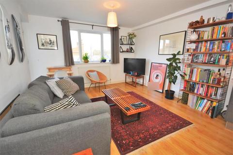 1 bedroom apartment to rent, Abbey Road, London, SW19