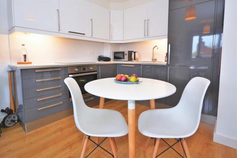 1 bedroom apartment to rent, Abbey Road, London, SW19