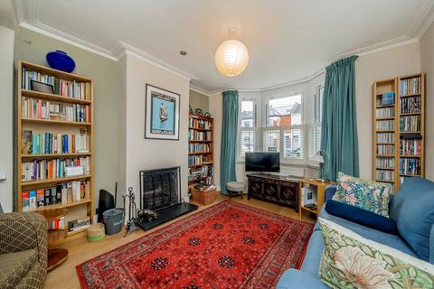 2 bedroom semi-detached house for sale, Thornhill Road, Surbiton KT6