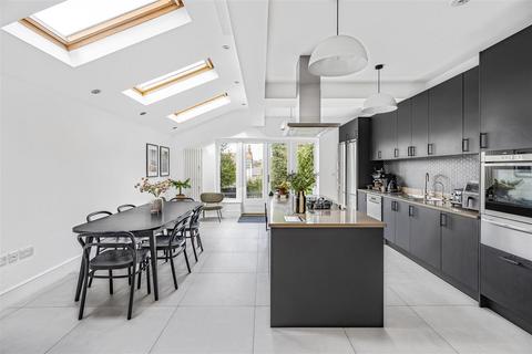 4 bedroom end of terrace house for sale, The Crosspath, Radlett
