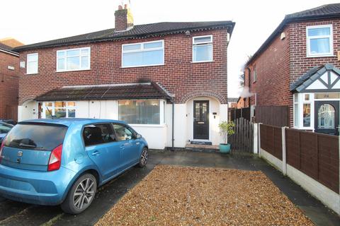 3 bedroom semi-detached house for sale, Sandringham Road, Bredbury