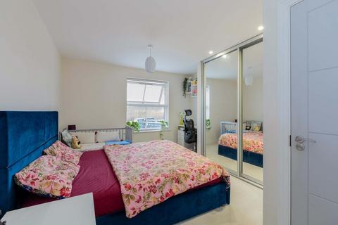 undefined, Oldfield Road, Maidenhead SL6