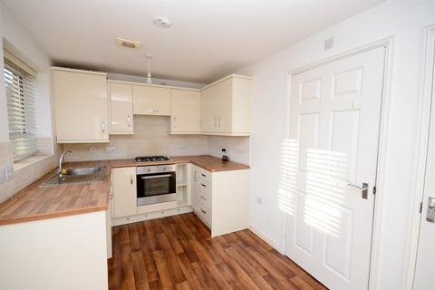2 bedroom semi-detached house to rent, Montrose Crescent, Hebburn