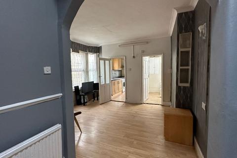 3 bedroom flat for sale, 22 Oaksford Avenue, Sydenham, London, SE26 6AR