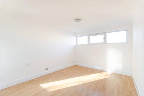 2 bedroom flat to rent, Stembridge Road, Anerley, London, SE20