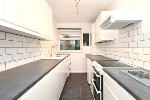 2 bedroom flat for sale, Ocklynge Avenue, Eastbourne