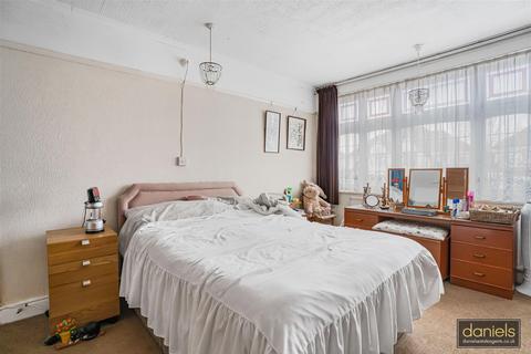 3 bedroom detached house for sale, Norval Road, Wembley