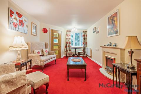 1 bedroom apartment for sale, Cherret Court, Ferndown, Dorset