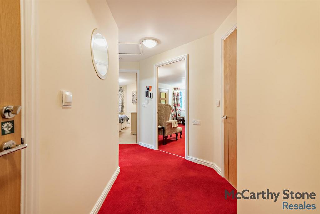 8675550-interior04-800.jpg