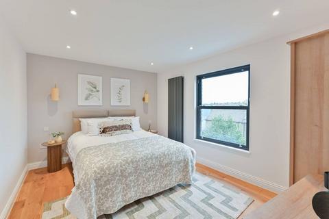 undefined, 11A Fernlea Road, London SW12