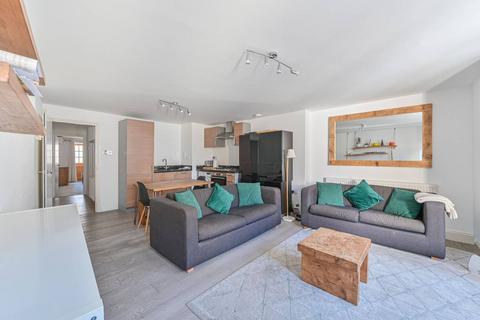 1 bedroom flat to rent, Bedford Road, Clapham Common North Side, London, SW4