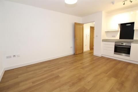 undefined, Porters Wood, St Albans, Hertfordshire