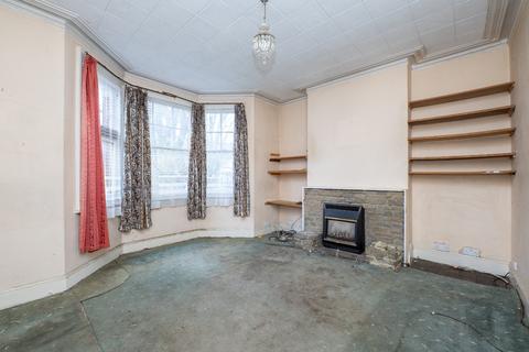 undefined, Grosvenor Avenue, Carshalton SM5