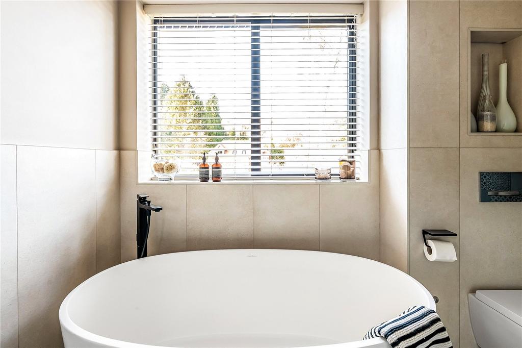 Ensuite