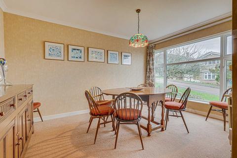 4 bedroom detached house for sale, Granville Close, Benfleet, SS7