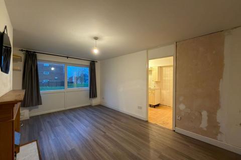 1 bedroom flat for sale, 38 Epping Green, Hemel Hempstead, Hertfordshire, HP2 7JD