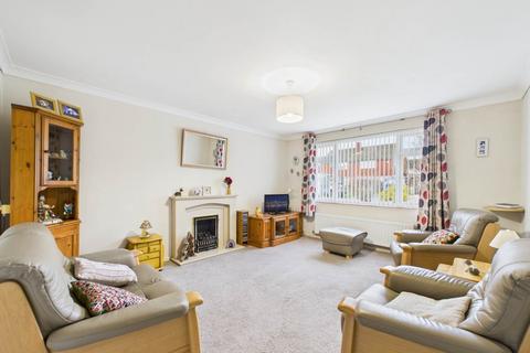 3 bedroom detached house for sale, Aplin Road, Aylesbury