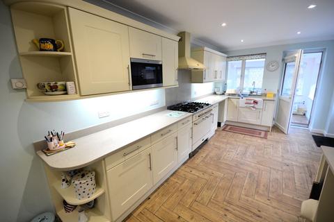 2 bedroom detached bungalow for sale, Clarendon Road, Broadstone BH18