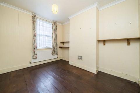 3 bedroom terraced house for sale, Endsleigh Road, London W13