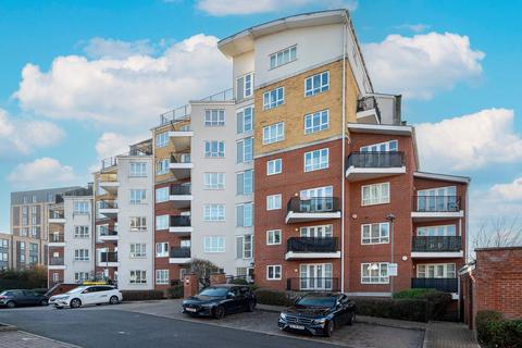 2 bedroom flat for sale, Omega Court, Watford, WD18