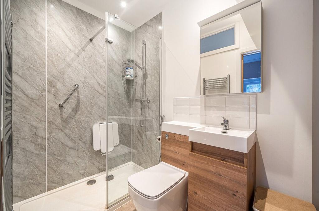 Annexe Bathroom