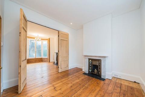 undefined, Woodlands Road, Isleworth TW7