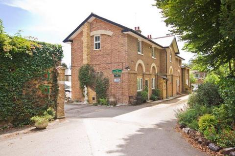 1 bedroom apartment to rent, Dog Kennel Lane, Chorleywood WD3