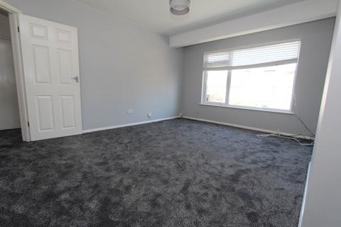 2 bedroom flat to rent, Southend On Sea