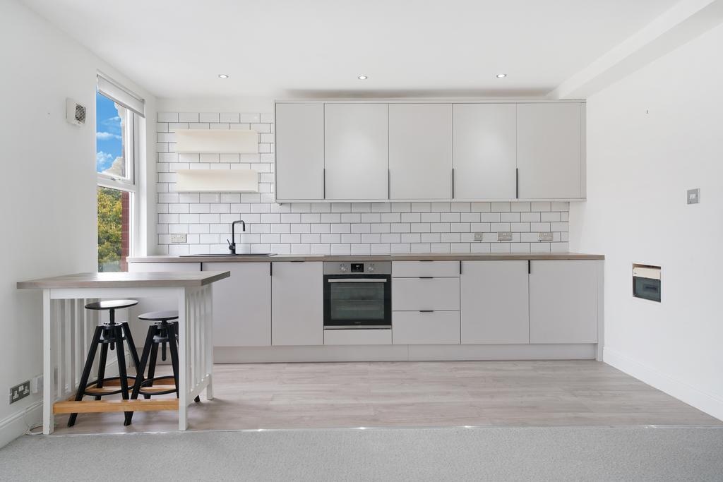 Flat 2, 93 Gleneagle Road - 6q MP3ay8dw763 BWz Lfgh