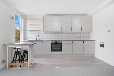 2 bedroom flat for sale, 93 Gleneagle Road, London SW16