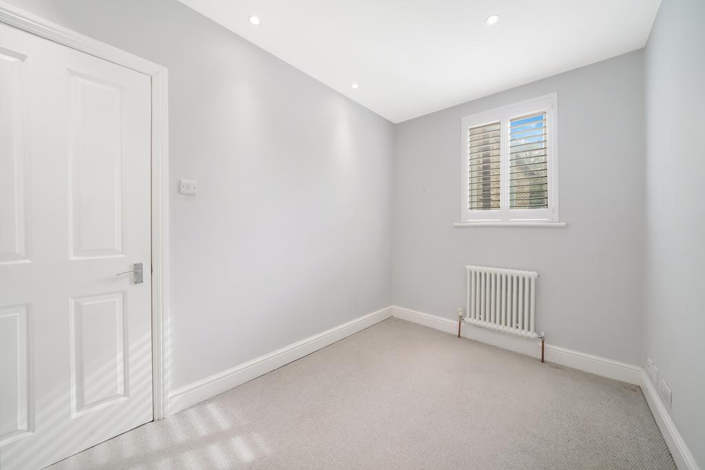 Flat 2, 93 Gleneagle Road - 9tf MGRCNr Ige2 Jy NWfj F