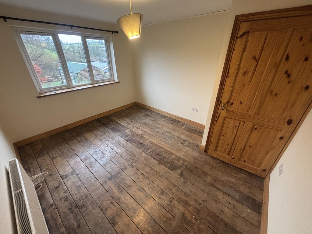 Rear bedroom 3