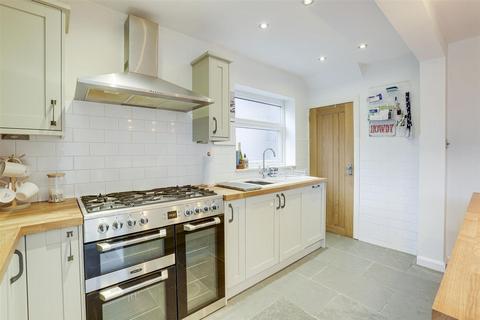 undefined, Henry Road, Nottingham NG9