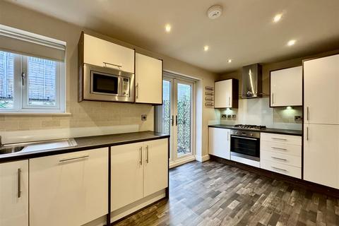 2 bedroom semi-detached house for sale, Fleminghouse Lane, Waterloo, Huddersfield, HD5